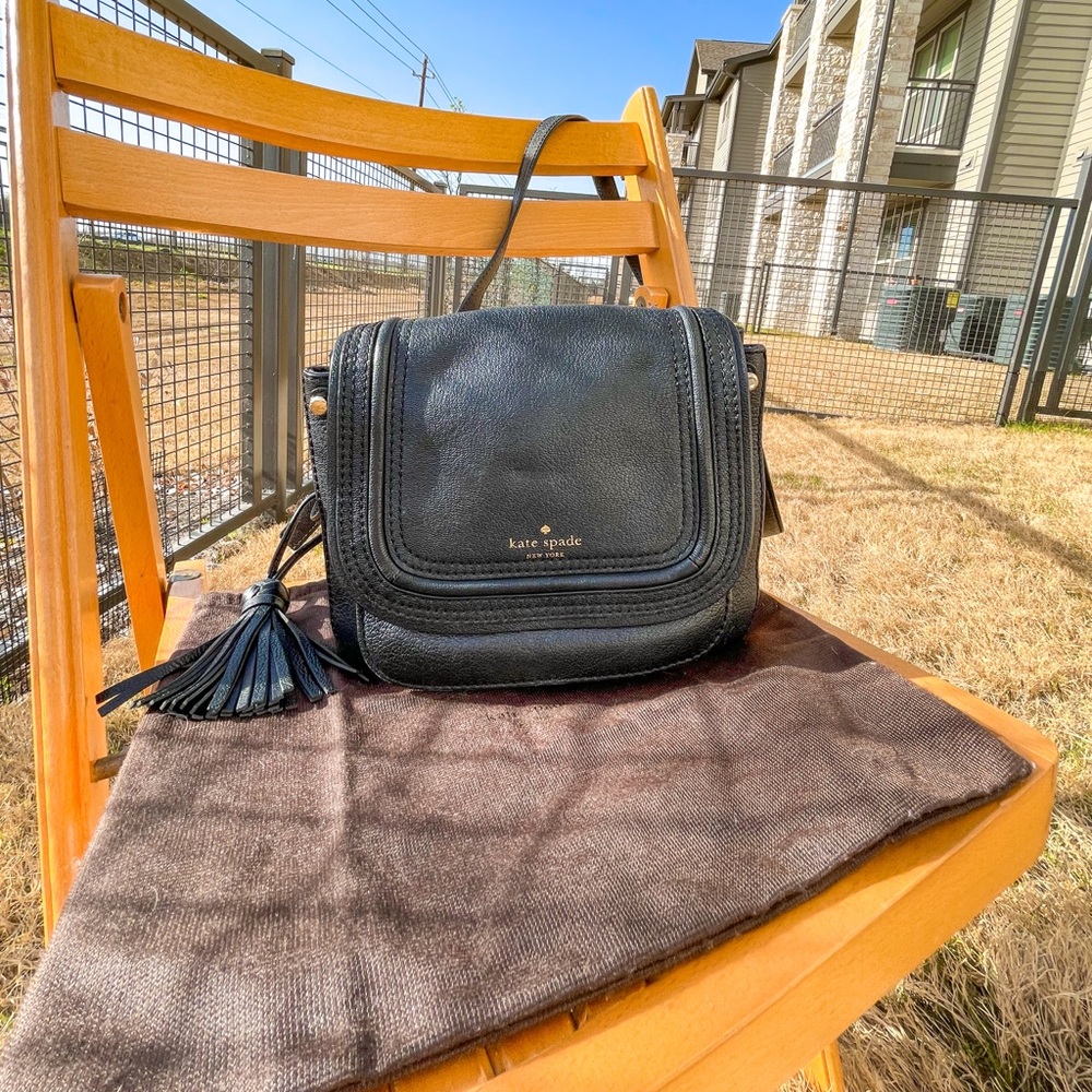 Kate Spade black saddle bag crossbody